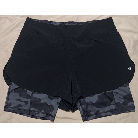 Layer8 Quick Dry Men’s M Black Running Shorts w/Gray Camo NWOT - Picture 1 of 8
